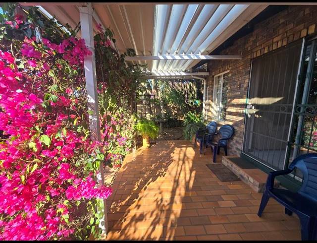 3 BEDROOM HOUSE FOR SALE IN MAGALIESKRUIN